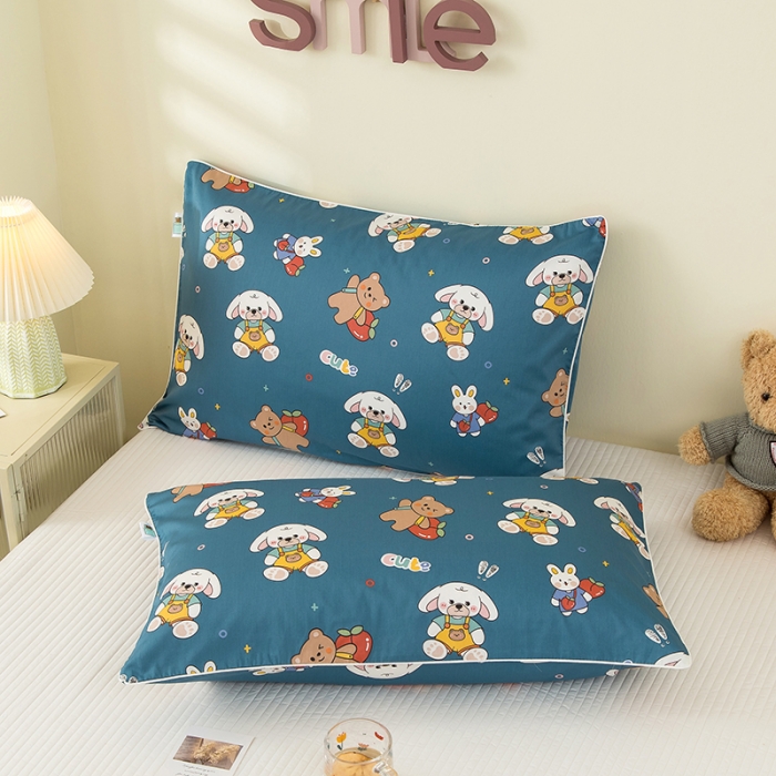 91家纺网 家纺一手货源 找家纺 良佐生活 2022新款60s全棉贡缎卡通印花枕套（单只） 小可爱