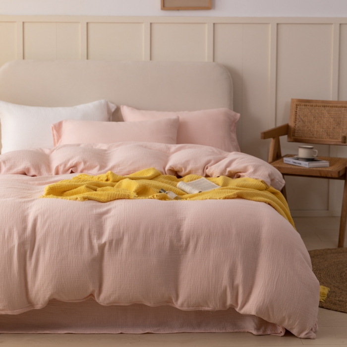 91家纺网 家纺一手货源 找家纺 淑女公社 2022四季新款双层纱皱皱纱肌理纹四件套 蜜桃粉