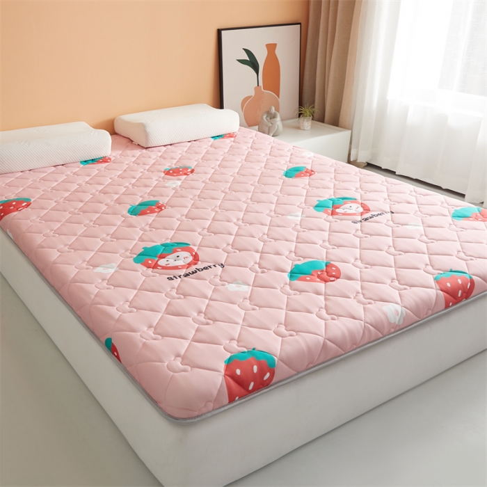 91家纺网 家纺一手货源 找家纺 寐珂家纺 2026新款A类针织大豆双人床垫 草莓宝贝