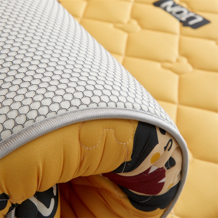 91家纺网 家纺一手货源 找家纺 寐珂家纺 2026新款A类针织大豆双人床垫 丛林之旅