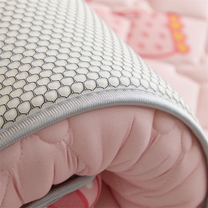 91家纺网 家纺一手货源 找家纺 寐珂家纺 2026新款A类针织大豆双人床垫 花语蝶恋-粉