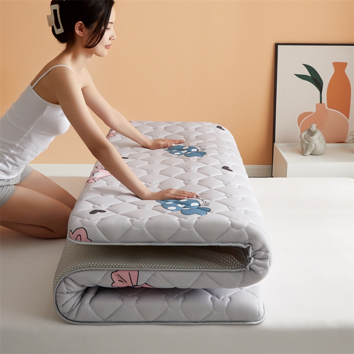 91家纺网 家纺一手货源 找家纺 寐珂家纺 2026新款A类针织大豆双人床垫 可爱甜心