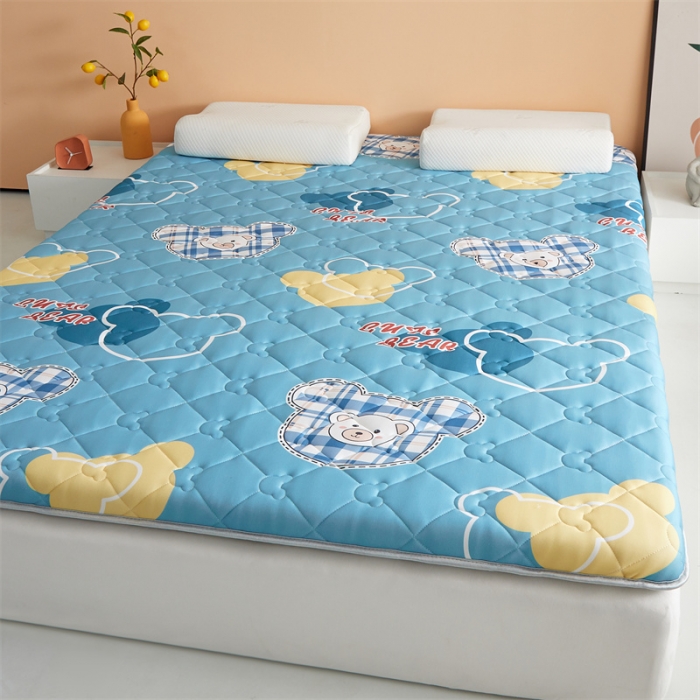 91家纺网 家纺一手货源 找家纺 寐珂家纺 2026新款A类针织大豆双人床垫 可爱熊