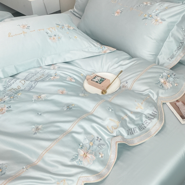 91家纺网 家纺一手货源 找家纺 品家居 2025新款180支长绒棉四件套微雨花涧 天蓝色