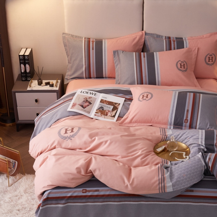 91家纺网 家纺一手货源 找家纺 金纱玉纺 2022新款纯棉大版磨毛印花四件套 安格斯-粉