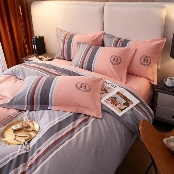 91家纺网 家纺一手货源 找家纺 金纱玉纺 2022新款纯棉大版磨毛印花四件套 安格斯-粉