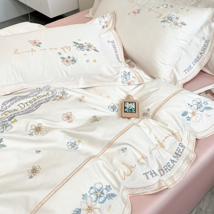 91家纺网 家纺一手货源 找家纺 （总）品家居 2025新款180支长绒棉四件套微雨花涧