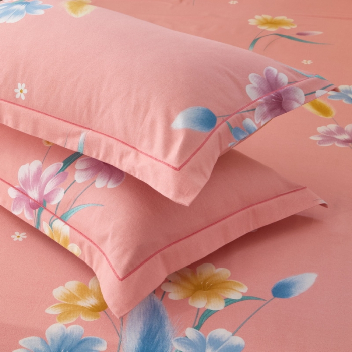 91家纺网 家纺一手货源 找家纺 金纱玉纺 2022新款全棉印花加厚磨毛四件套 萱草梦-粉