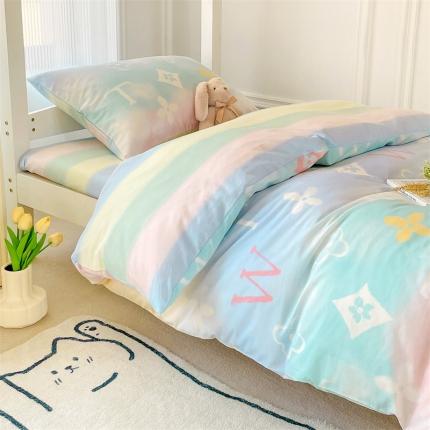 91家纺网 家纺一手货源 找家纺 名兮 2022新款AB版清新全棉印花学生三四件套系列 致青春