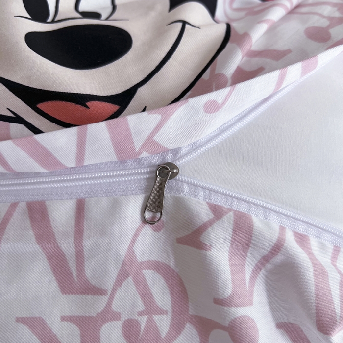 91家纺网 家纺一手货源 找家纺 感遇 2022新款全棉迪士尼系列印花四件套 开心米妮