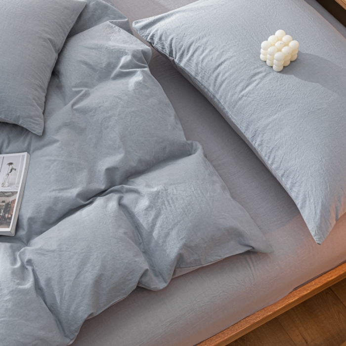 91家纺网 家纺一手货源 找家纺 秀色 2025新日系简约纯色双拼全棉可水洗四件套 浅蓝+浅灰