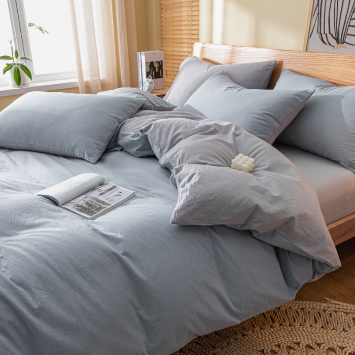 91家纺网 家纺一手货源 找家纺 秀色 2025新日系简约纯色双拼全棉可水洗四件套 浅蓝+浅灰