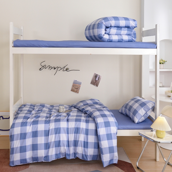 91家纺网 家纺一手货源 找家纺 麦伦家居 2022新款全棉40支13372全棉学生三件套 方格蓝