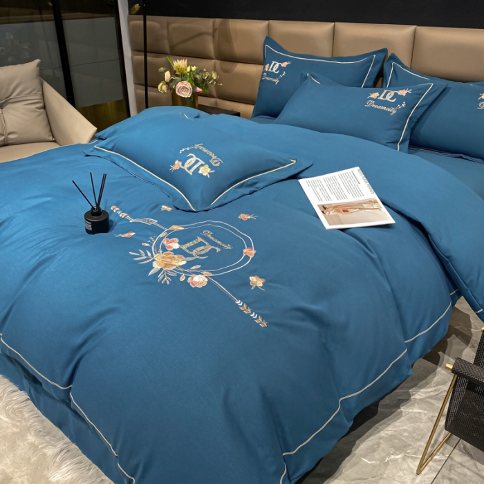 91家纺网 家纺一手货源 找家纺 （总）靓生活 2022新款高克重磨毛刺绣四件套-相爱一生