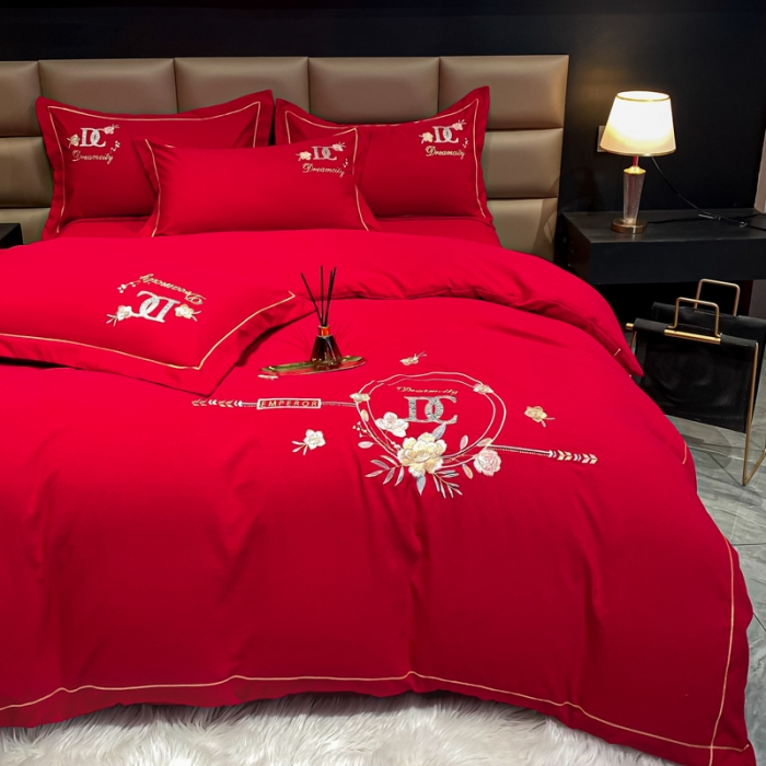 91家纺网 家纺一手货源 找家纺 靓生活 2022新款高克重磨毛刺绣四件套 相爱一生-大红