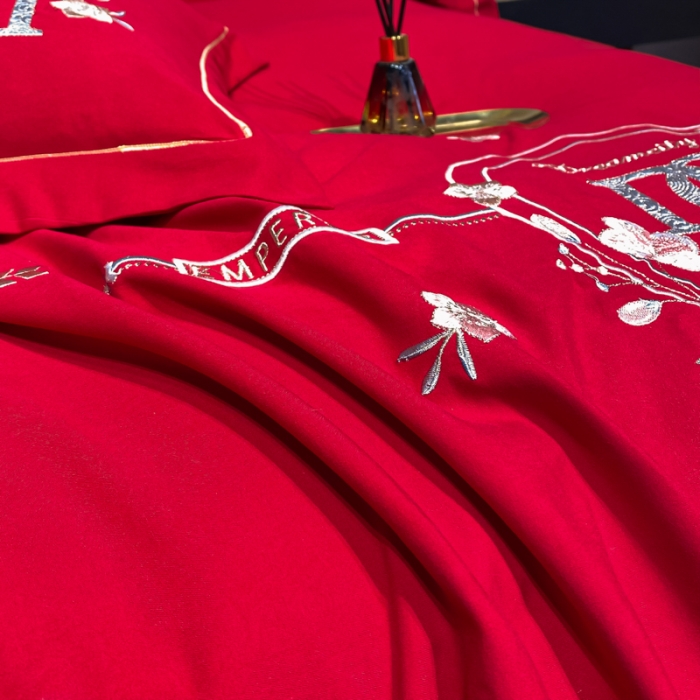 91家纺网 家纺一手货源 找家纺 靓生活 2022新款高克重磨毛刺绣四件套 相爱一生-大红