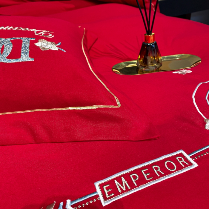 91家纺网 家纺一手货源 找家纺 靓生活 2022新款高克重磨毛刺绣四件套 相爱一生-大红