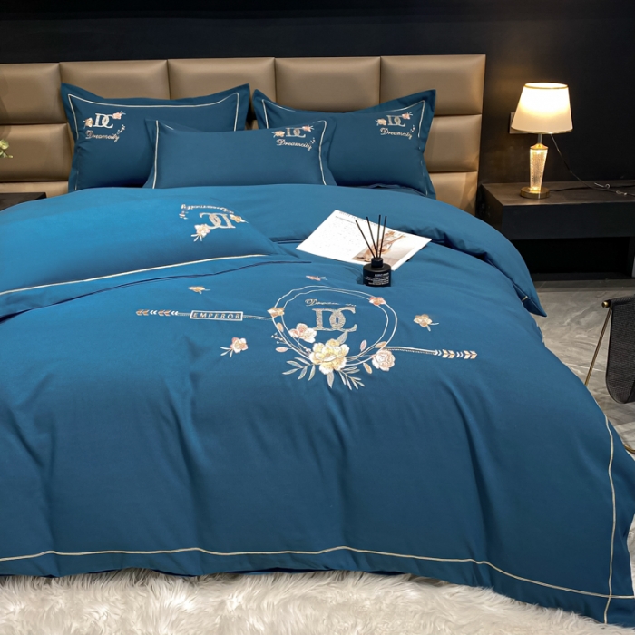 91家纺网 家纺一手货源 找家纺 靓生活 2022新款高克重磨毛刺绣四件套 相爱一生-蔚蓝