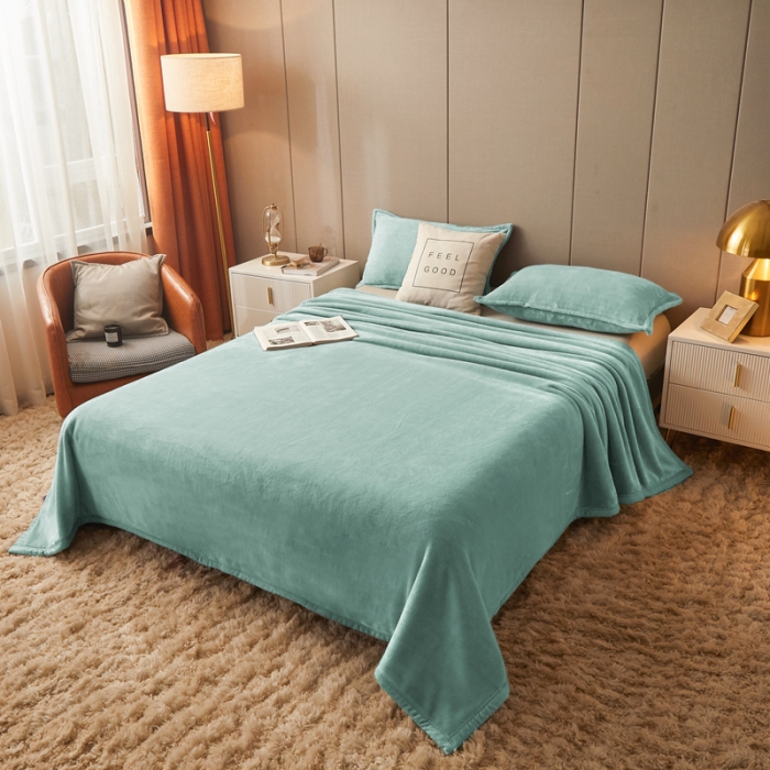 91家纺网 家纺一手货源 找家纺 雅萱 2022新款牛奶绒多功能毛毯 百合绿