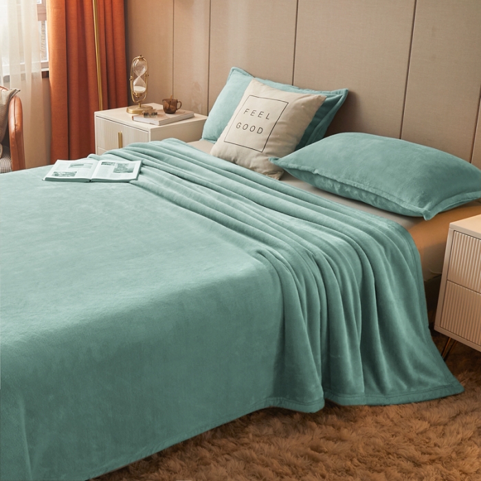 91家纺网 家纺一手货源 找家纺 雅萱 2022新款牛奶绒多功能毛毯 百合绿