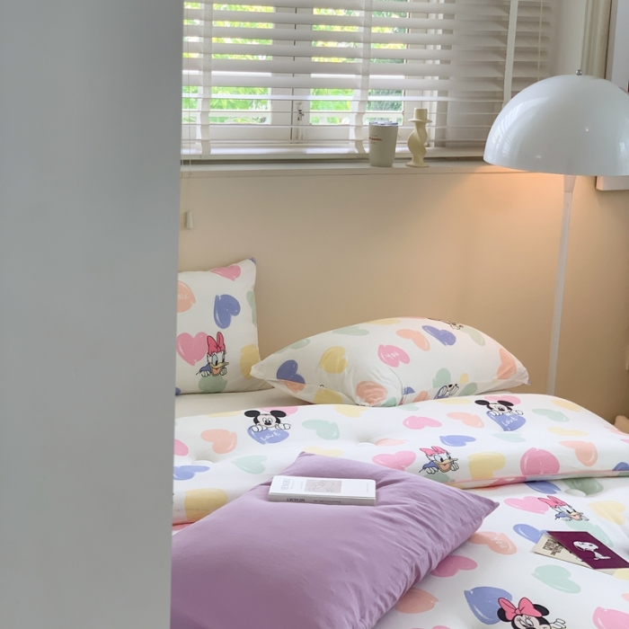 91家纺网 家纺一手货源 找家纺 星期八 2022新款迪士尼春秋被冬被 爱心米妮