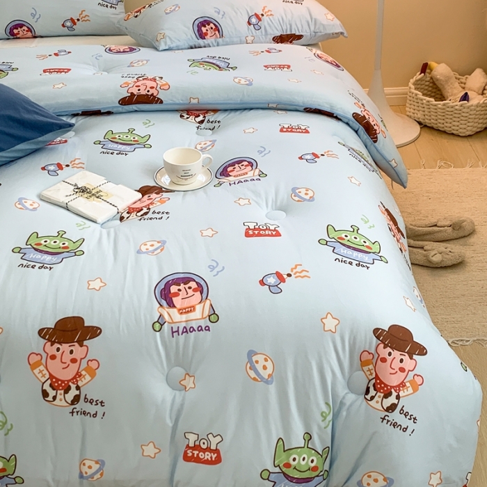 91家纺网 家纺一手货源 找家纺 星期八 2022新款迪士尼春秋被冬被 巴斯光年