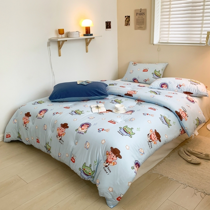 91家纺网 家纺一手货源 找家纺 星期八 2022新款迪士尼春秋被冬被 巴斯光年