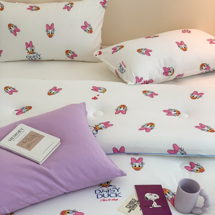 91家纺网 家纺一手货源 找家纺 星期八 2022新款迪士尼春秋被冬被 黛西