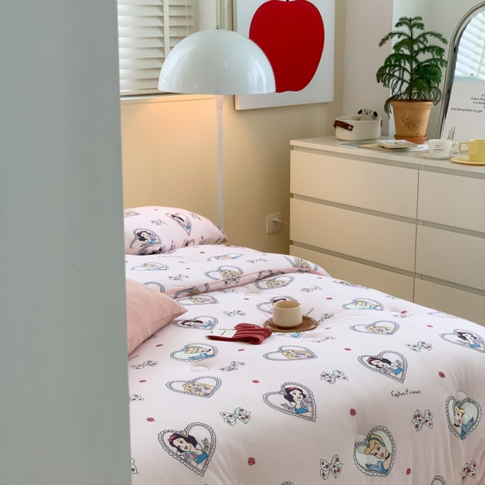 91家纺网 家纺一手货源 找家纺 星期八 2022新款迪士尼春秋被冬被 公主