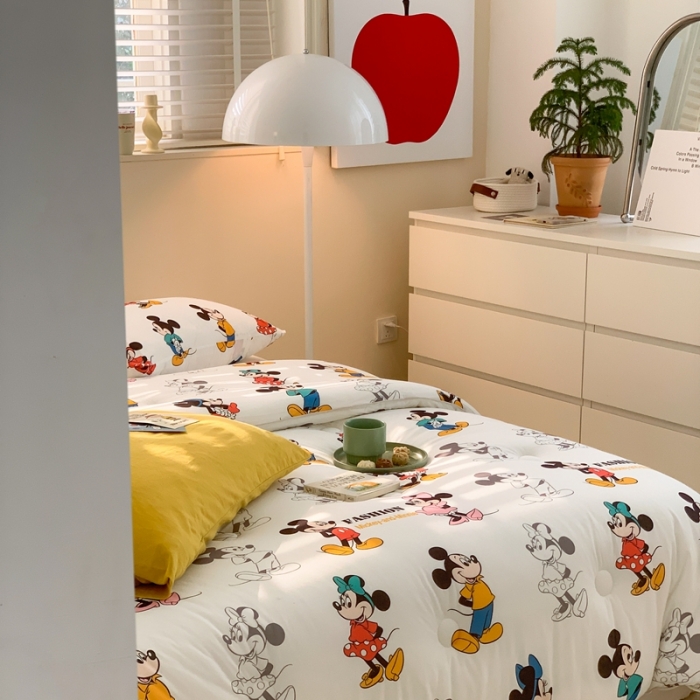 91家纺网 家纺一手货源 找家纺 星期八 2022新款迪士尼春秋被冬被 米妮米奇