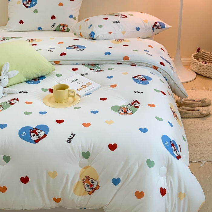 91家纺网 家纺一手货源 找家纺 星期八 2022新款迪士尼春秋被冬被 松鼠兄弟