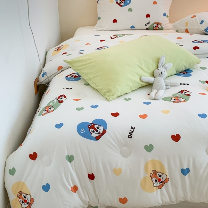 91家纺网 家纺一手货源 找家纺 星期八 2022新款迪士尼春秋被冬被 松鼠兄弟