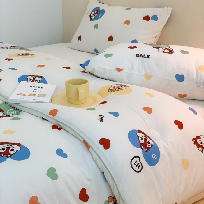 91家纺网 家纺一手货源 找家纺 星期八 2022新款迪士尼春秋被冬被 松鼠兄弟