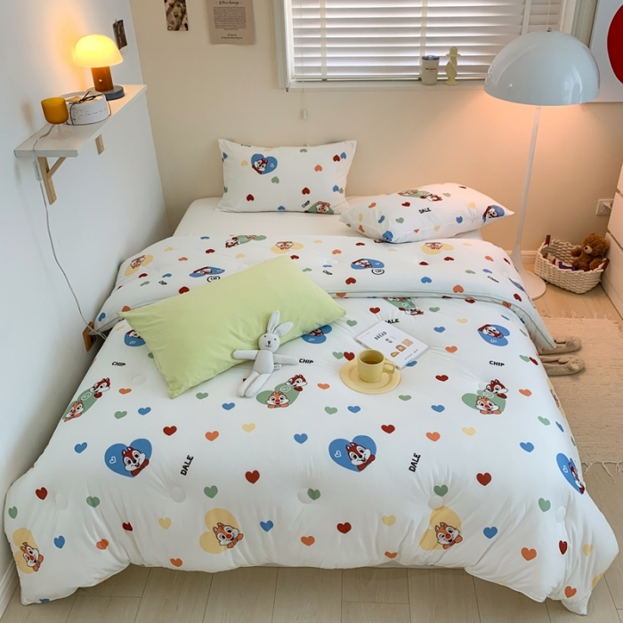 91家纺网 家纺一手货源 找家纺 星期八 2022新款迪士尼春秋被冬被 松鼠兄弟