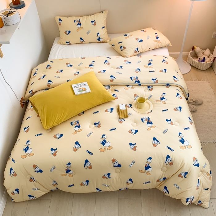 91家纺网 家纺一手货源 找家纺 星期八 2022新款迪士尼春秋被冬被 唐老鸭