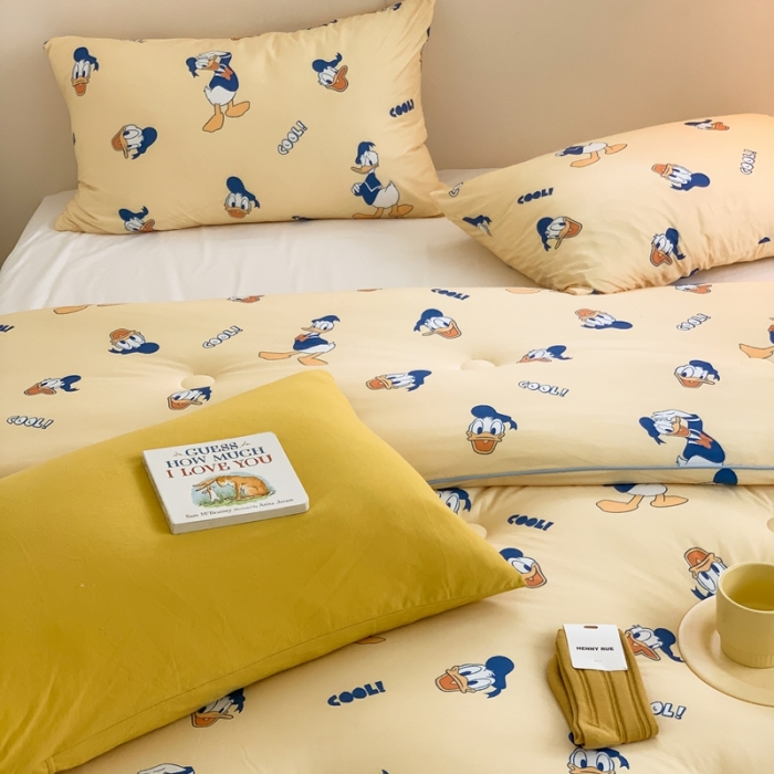 91家纺网 家纺一手货源 找家纺 星期八 2022新款迪士尼春秋被冬被 唐老鸭