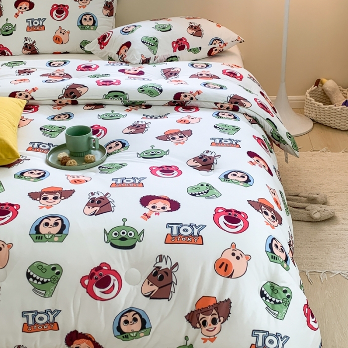 91家纺网 家纺一手货源 找家纺 星期八 2022新款迪士尼春秋被冬被 玩具总动员