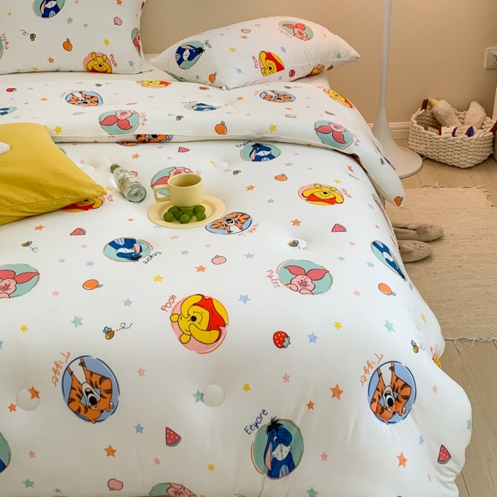 91家纺网 家纺一手货源 找家纺 星期八 2022新款迪士尼春秋被冬被 维尼家族