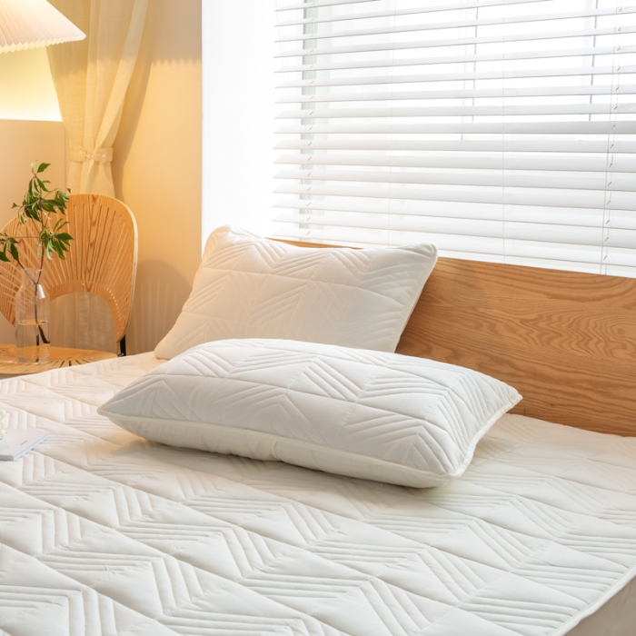 91家纺网 家纺一手货源 找家纺 给笠 2023新款A类原棉夹棉大豆床笠 几何格-米白