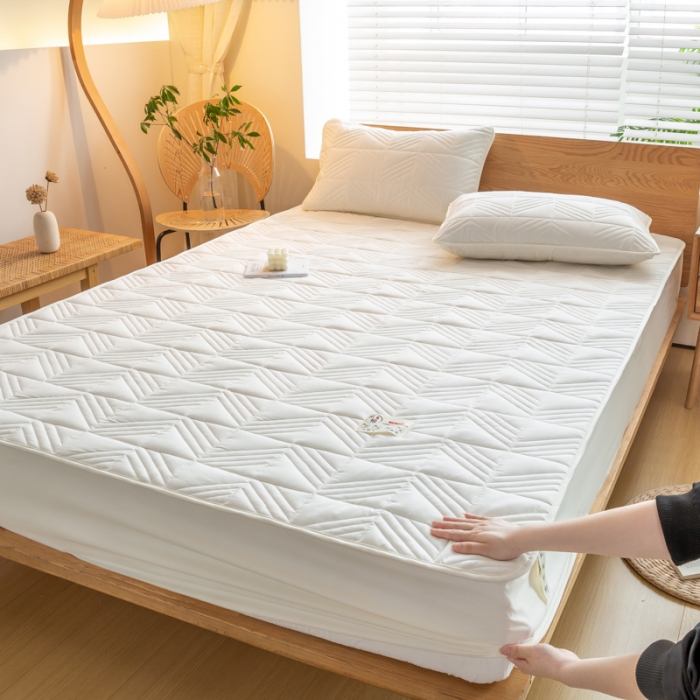 91家纺网 家纺一手货源 找家纺 给笠 2023新款A类原棉夹棉大豆床笠 几何格-米白