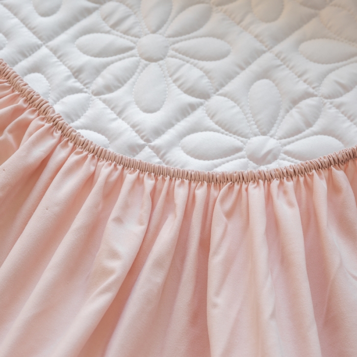 91家纺网 家纺一手货源 找家纺 给笠 2023新款A类原棉夹棉大豆床笠 幸运格-淡粉