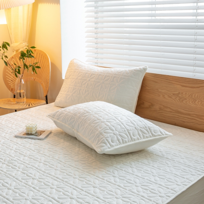 91家纺网 家纺一手货源 找家纺 给笠 2023新款A类原棉夹棉大豆床笠 幸运格-米白