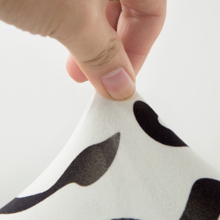 91家纺网 家纺一手货源 找家纺 飞翔 2023新款半圆沙发套 黑白配