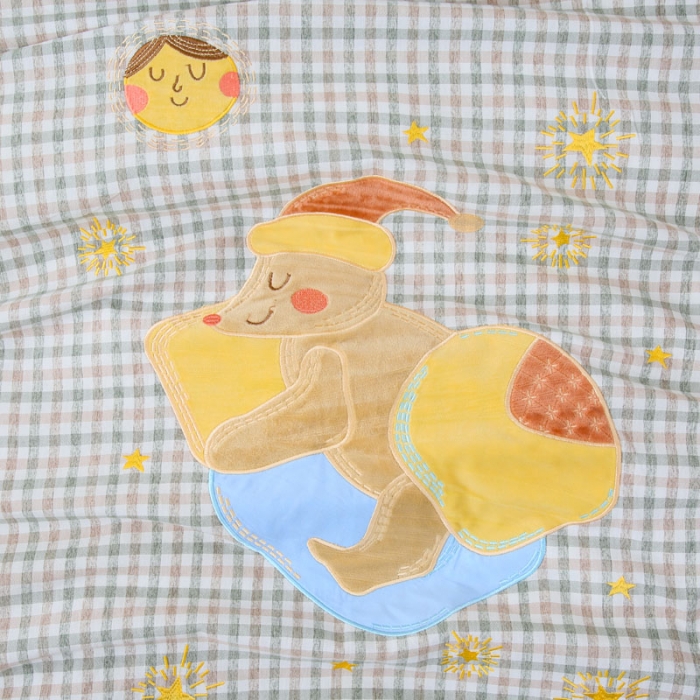 91家纺网 家纺一手货源 找家纺 喜多兔兔兔和熊熊高精密纯棉色织水洗棉幼儿园三件套绿色美梦熊