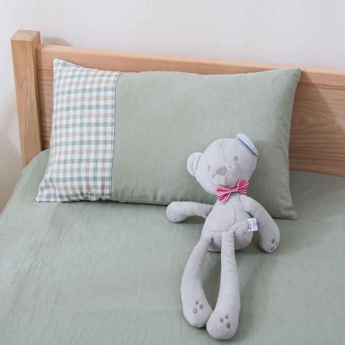 91家纺网 家纺一手货源 找家纺 喜多兔兔兔和熊熊高精密纯棉色织水洗棉幼儿园三件套绿色美梦熊