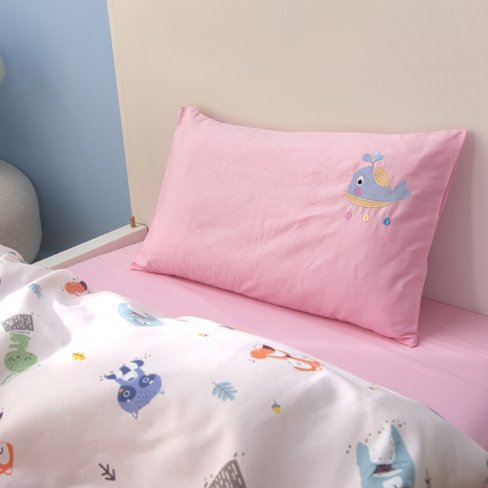 91家纺网 家纺一手货源 找家纺 喜多兔 2022新款小小梦幼儿园三件套 小小梦粉狐狸宝贝