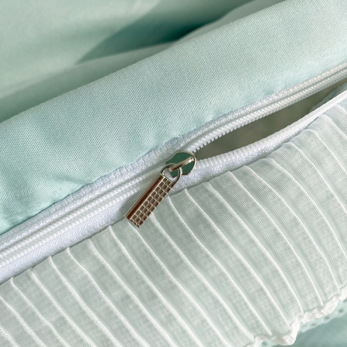 91家纺网 家纺一手货源 找家纺 慕澄家纺 2022新款华夫格雪纺花边四件套 湖水绿