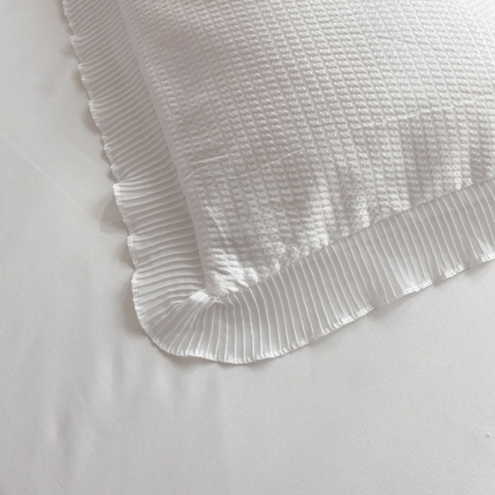 91家纺网 家纺一手货源 找家纺 慕澄家纺 2022新款华夫格雪纺花边四件套 奶白色