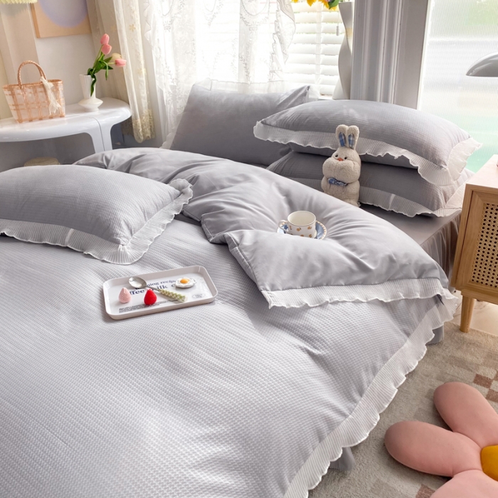 91家纺网 家纺一手货源 找家纺 慕澄家纺 2022新款华夫格雪纺花边四件套 情调灰