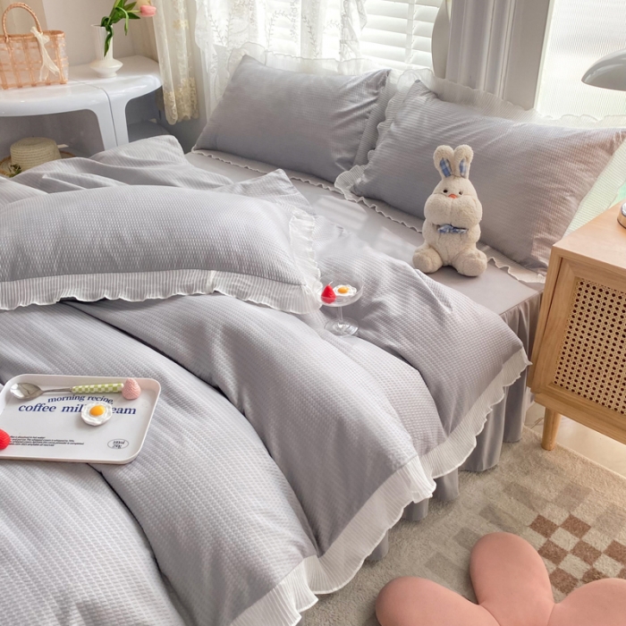 91家纺网 家纺一手货源 找家纺 慕澄家纺 2022新款华夫格雪纺花边四件套 情调灰